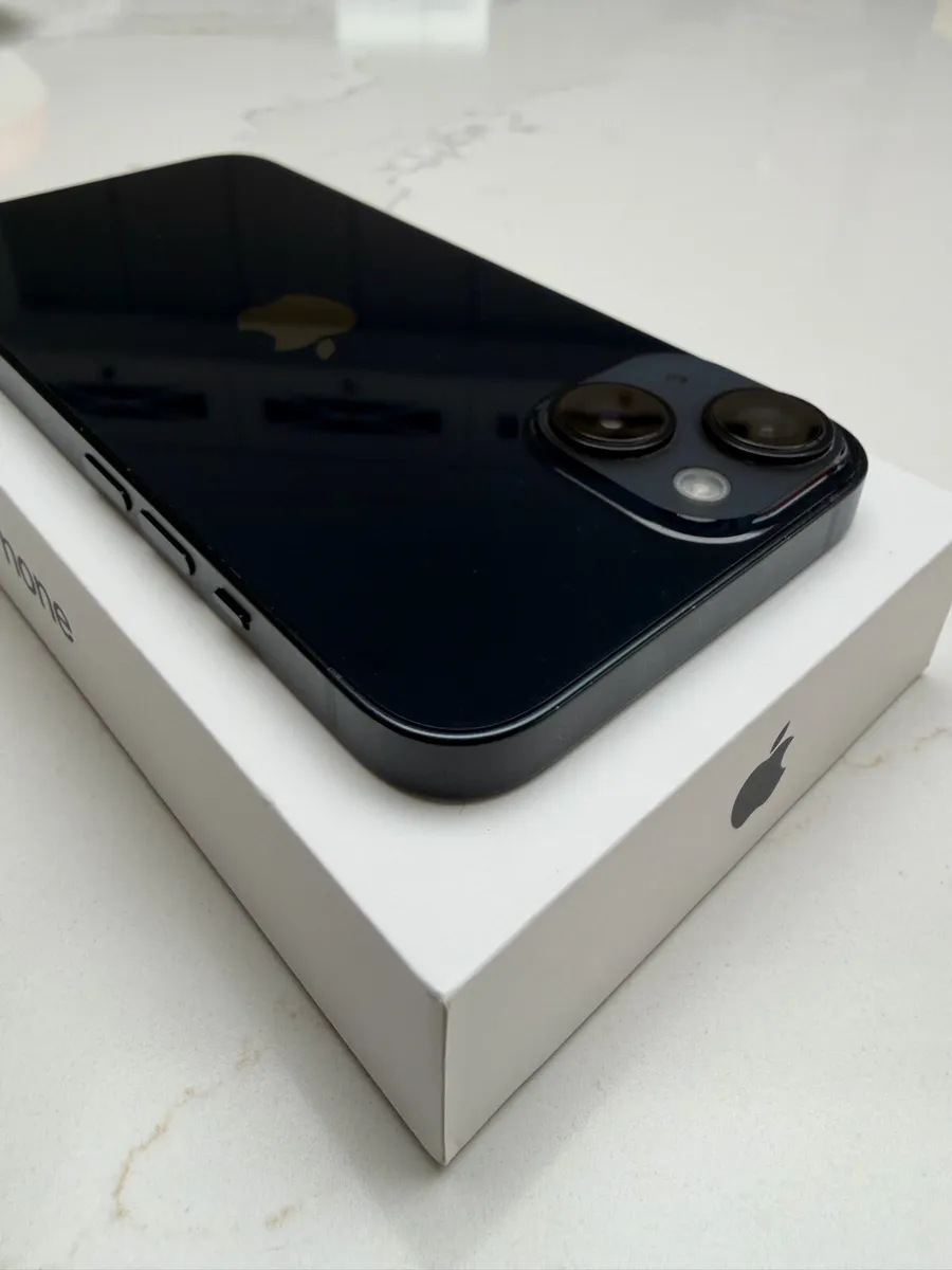 Apple iPhone 14 128GB Midnight - Image 3