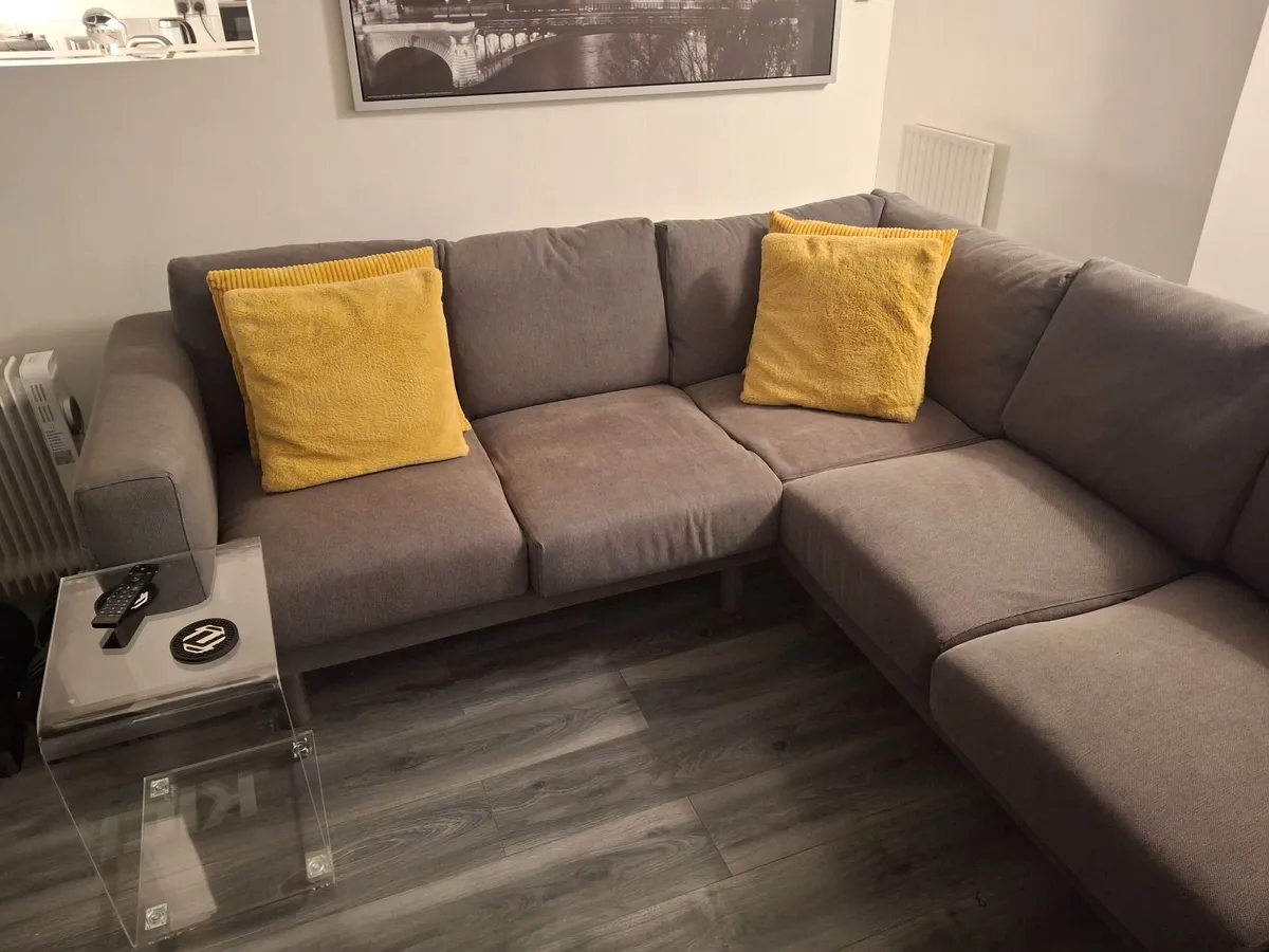 Couch - Image 3