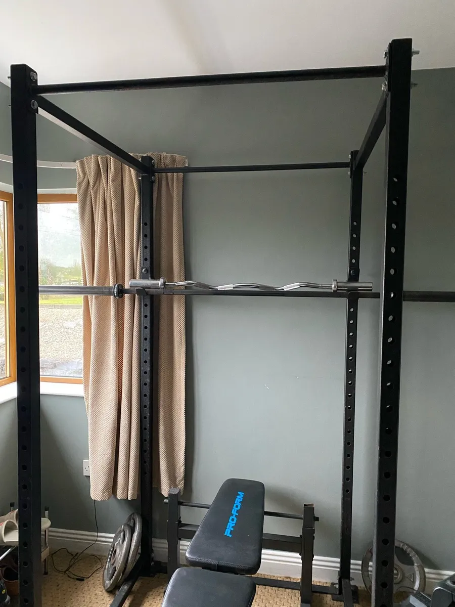 Gym equipment - Image 1