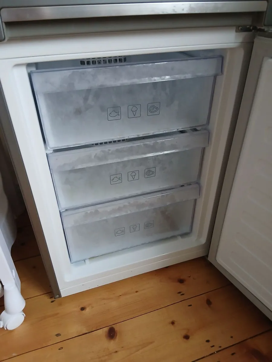 Beko Fridge freezer - Image 3