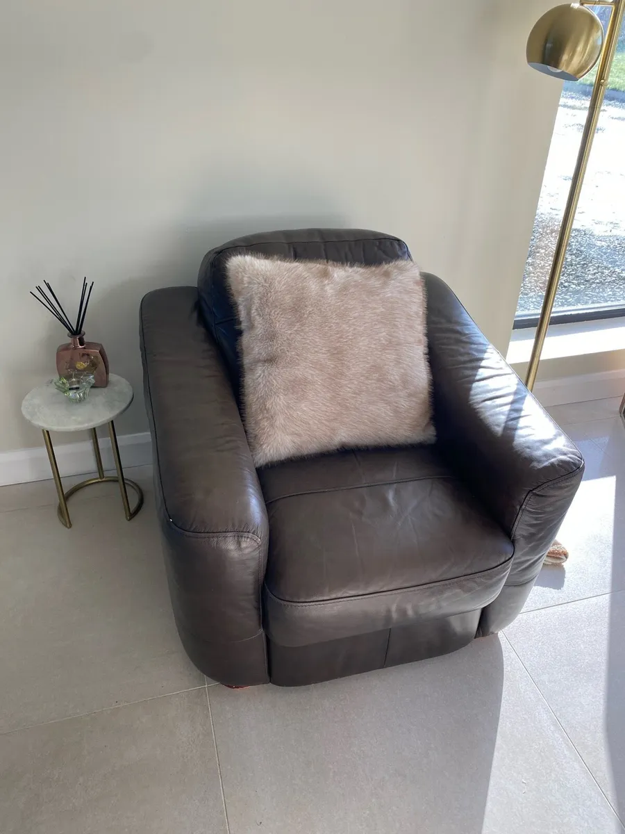 3 piece genuine leather suite - Image 2