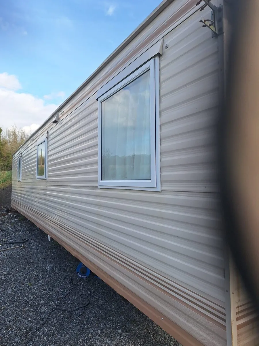 Mobile Home - Image 2