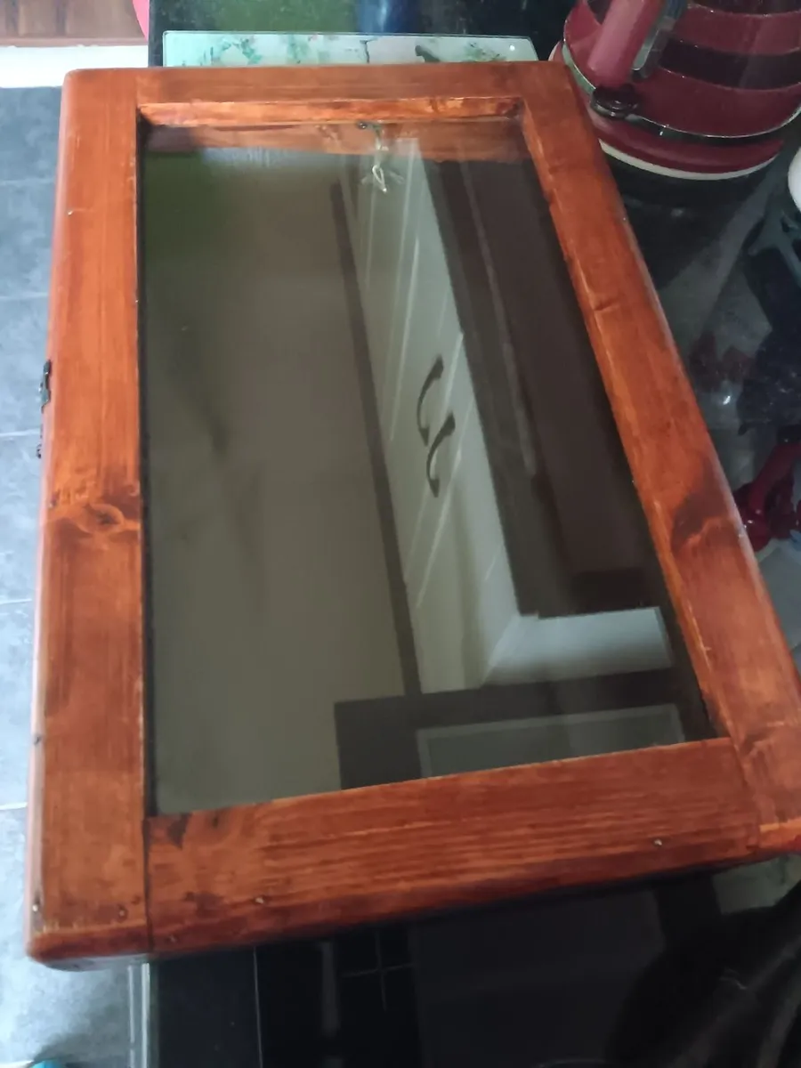 Vintage  display cabinet - Image 1