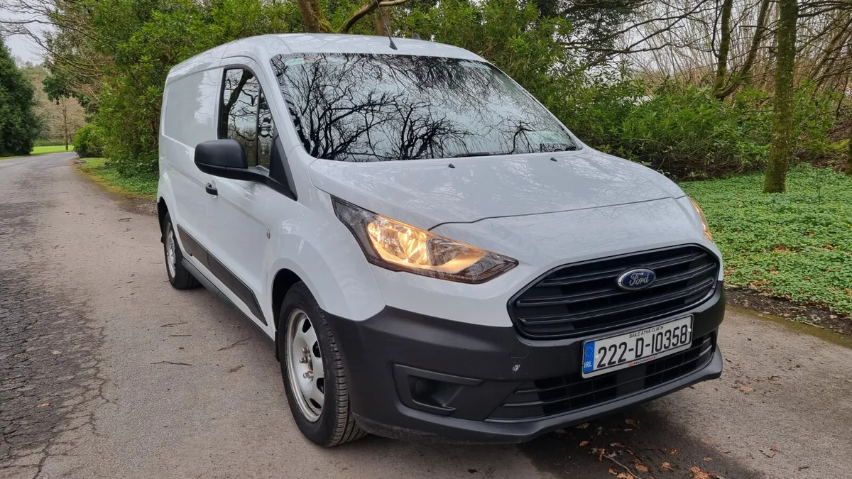 222 Ford Transit Connect 1.5Tdci Lwb No vat - Image 1