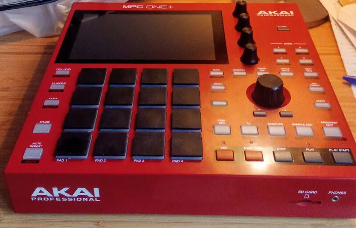MPC One Plus  Excellent Condition - Image 2