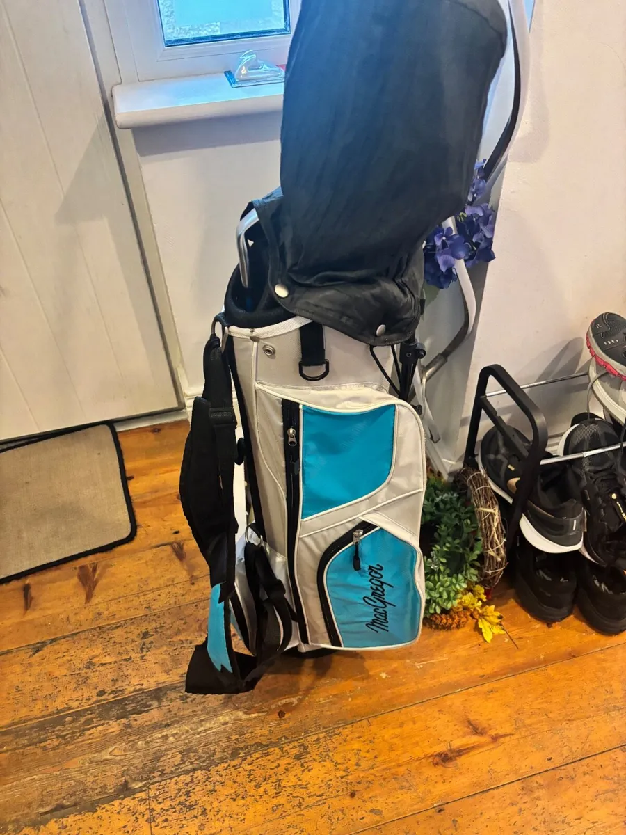 Children’s set of golf clubs - Image 2