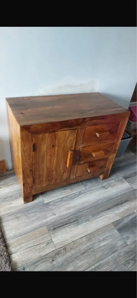 Solid sideboard - Image 2