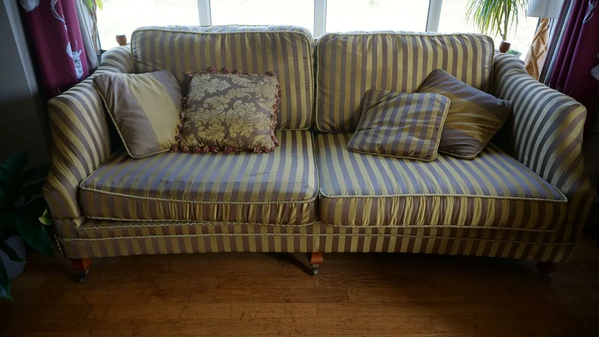 LUXURY Gold & Taupe Striped 3 Piece Suite Sofa - Image 4