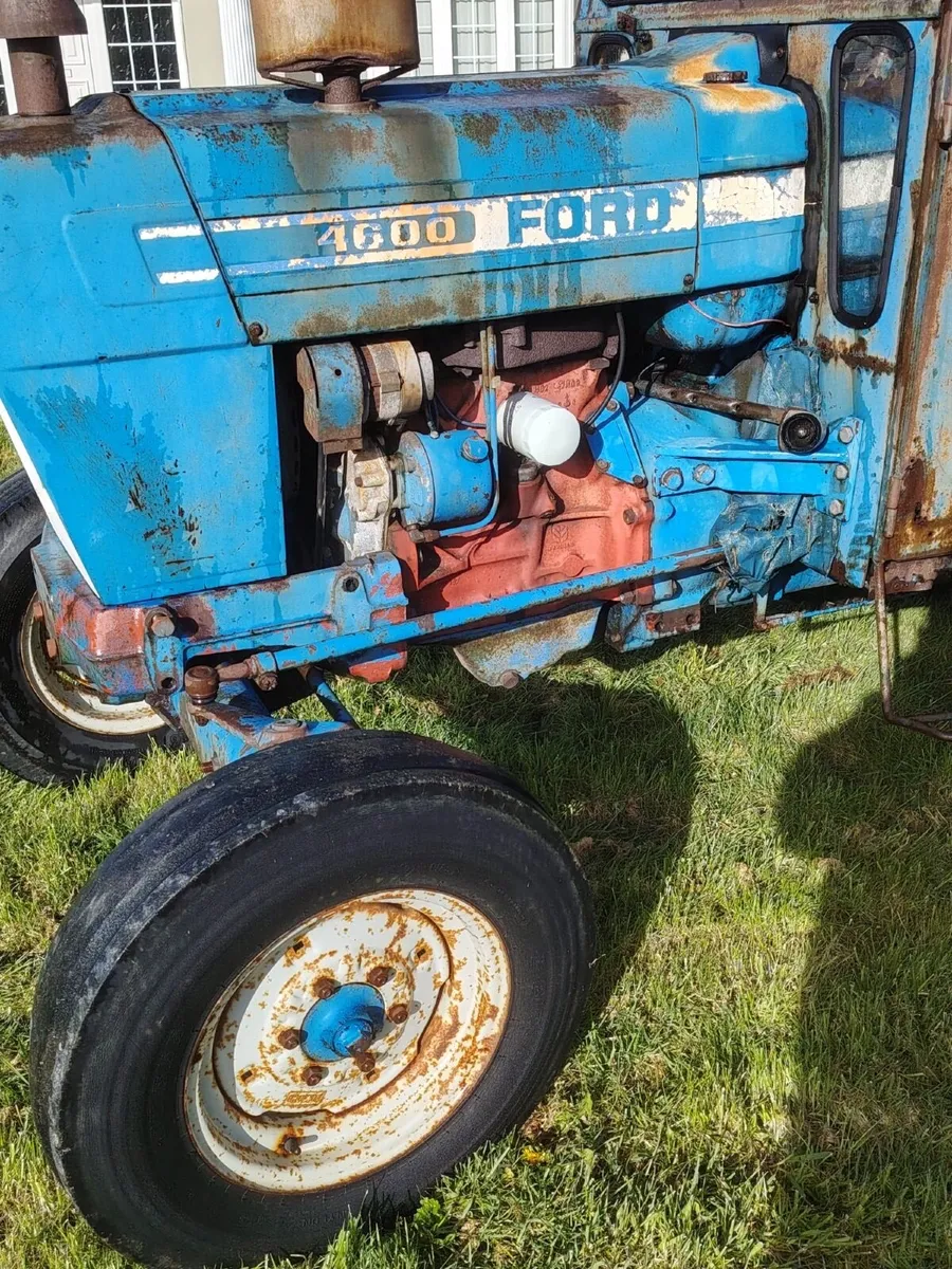 1976 Ford 4600 power steering with hitch - Image 4