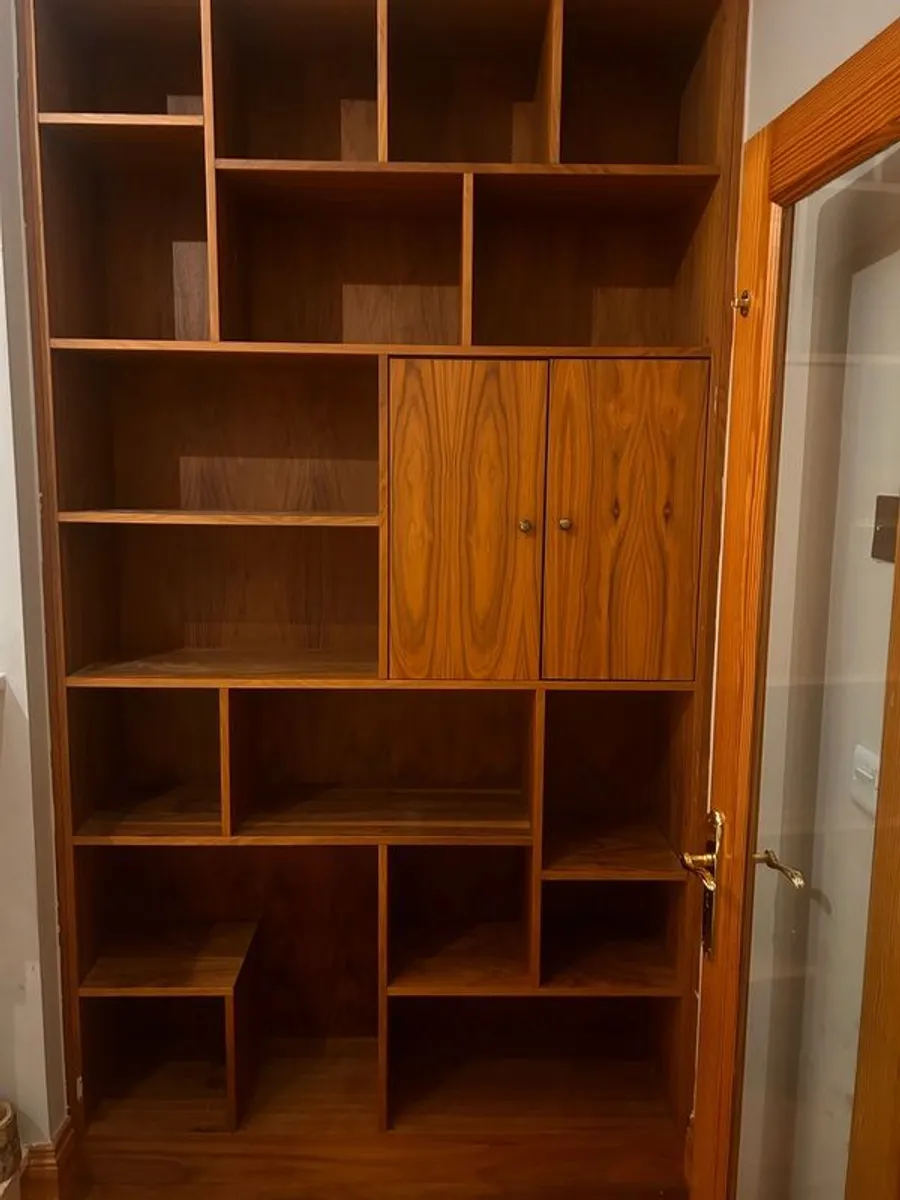 Book shelf - Image 1