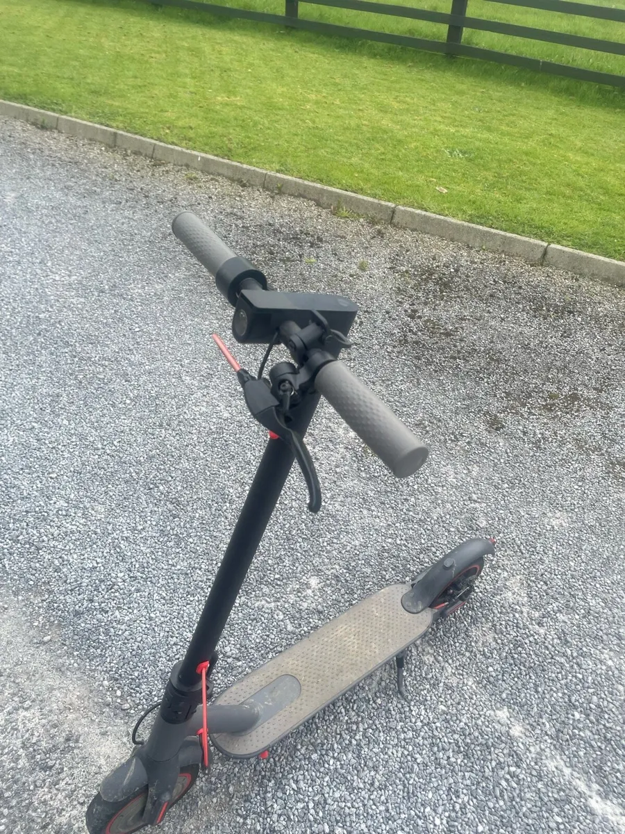 Electric Scooter ( Including Seat ) - Image 3