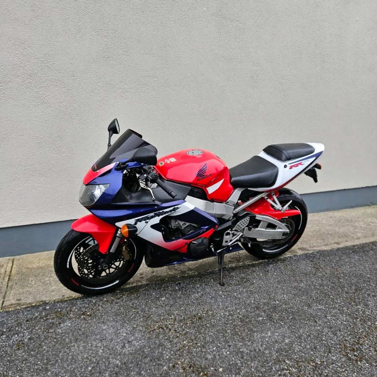 2001 honda fireblade 929rr - Image 3