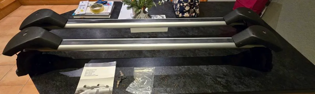 Genuine BMW 5 series F10 Roof Bars 82712150092 - Image 2