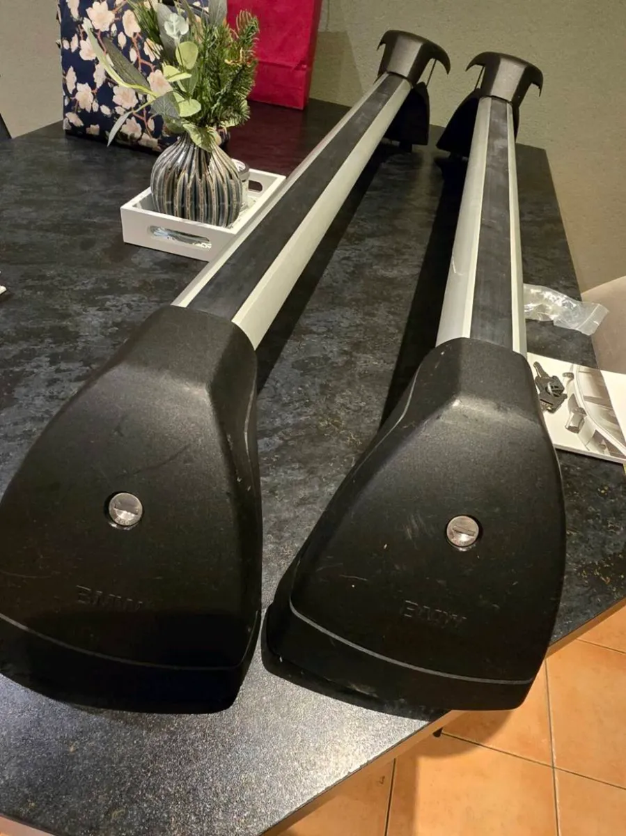 Genuine BMW 5 series F10 Roof Bars 82712150092 - Image 4