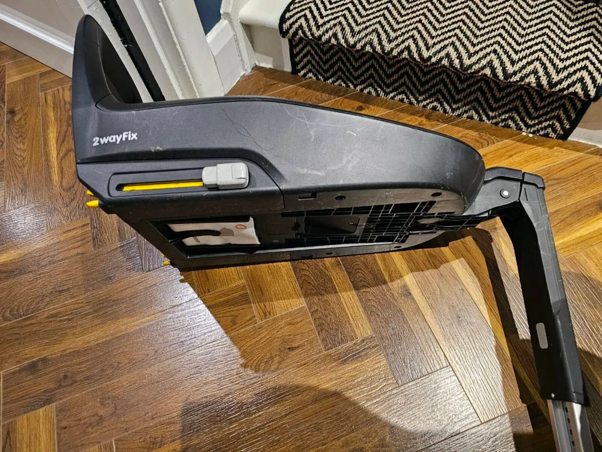 Maxi cosy 2 way Fix Base - Image 2