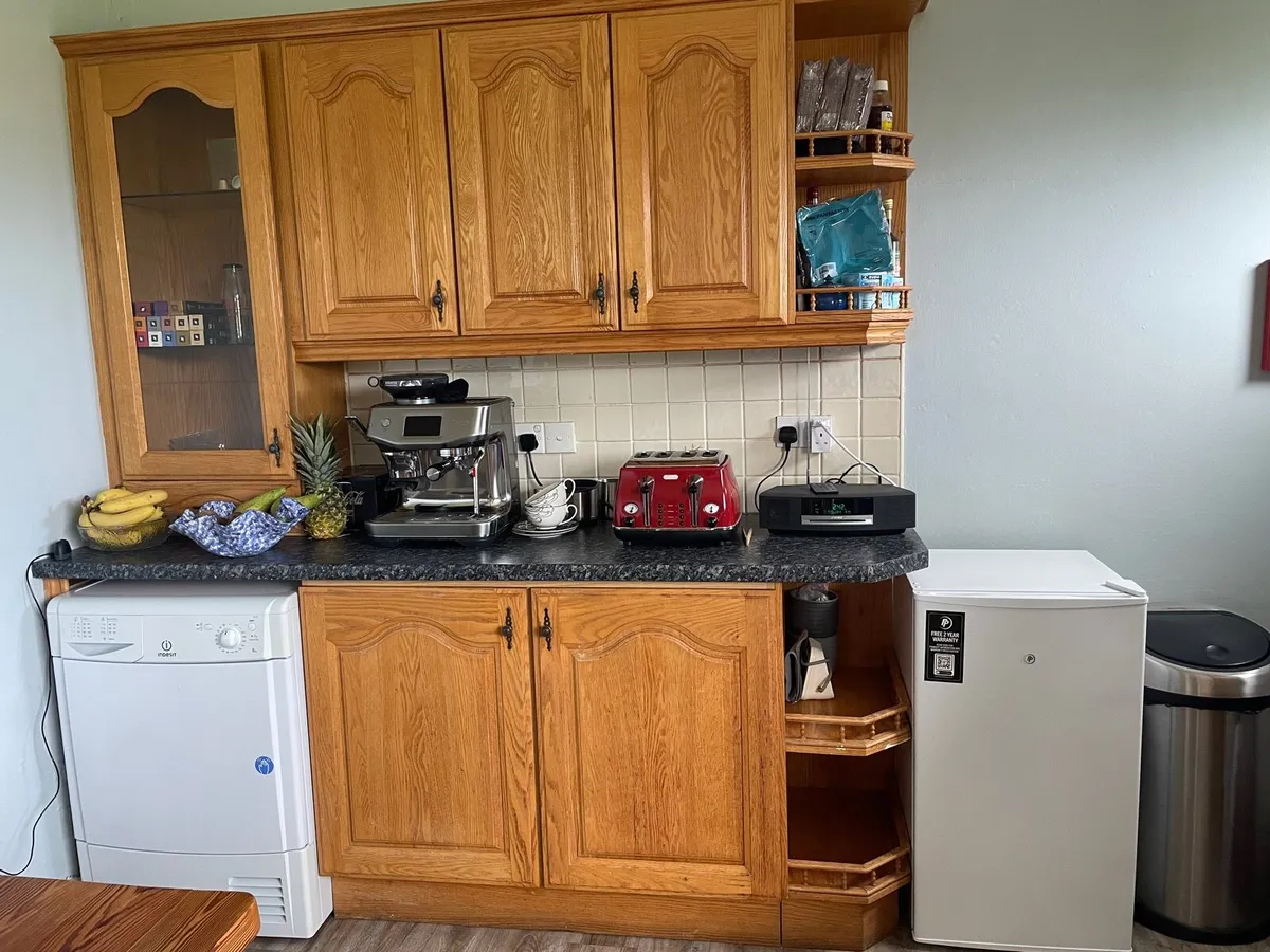 Fitted Kitchen - Image 2