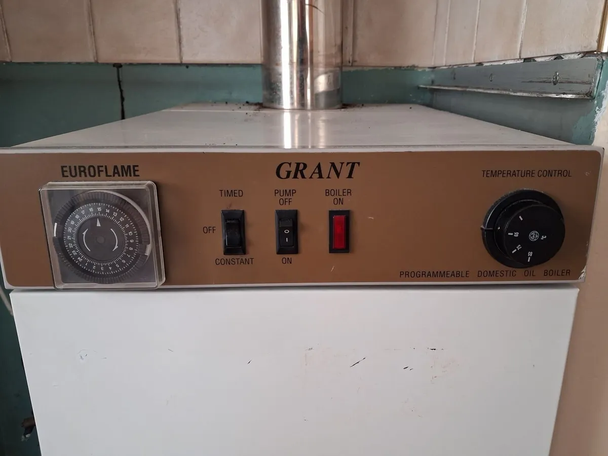 Oil boiler - Image 3