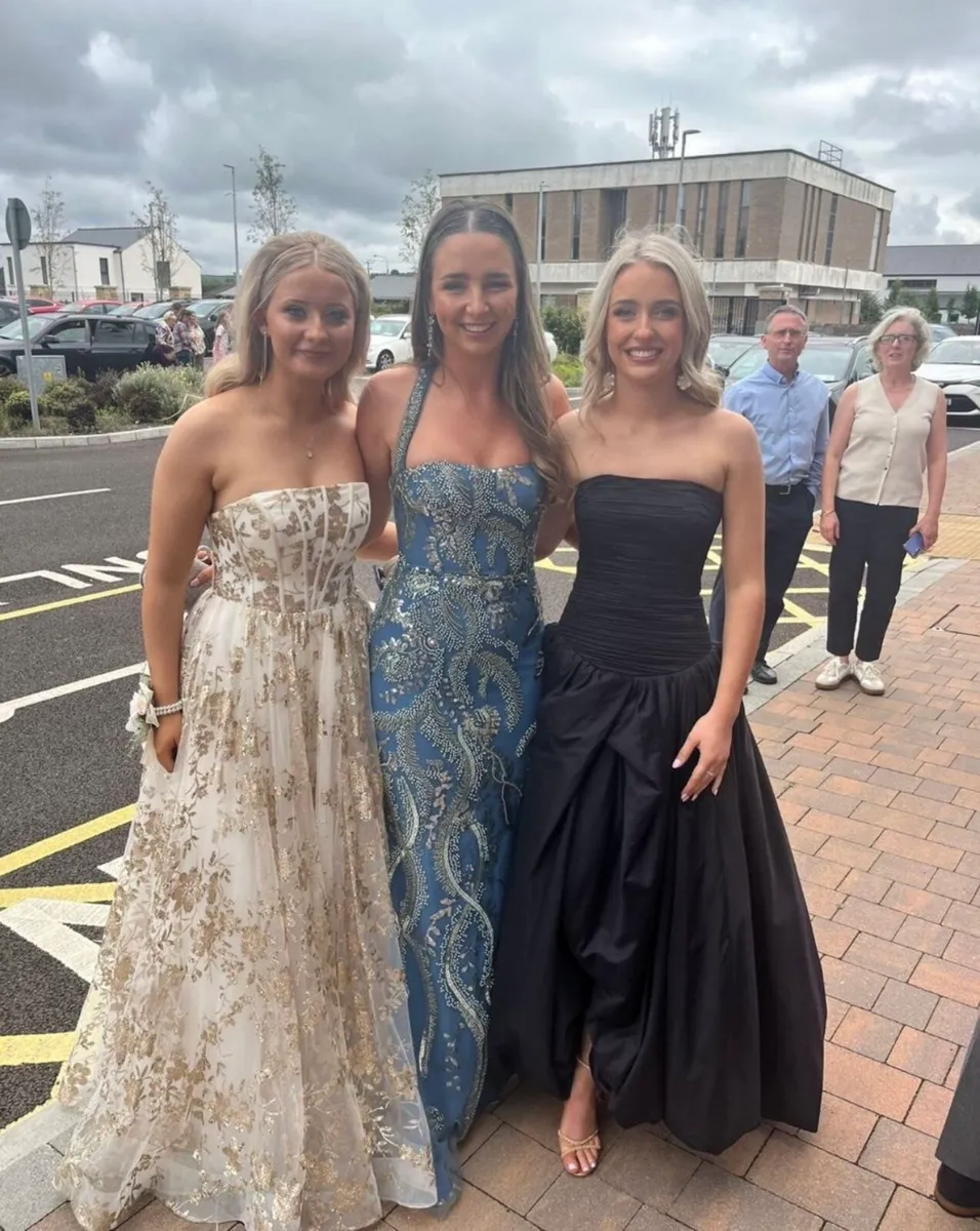 Debs dress - Image 2