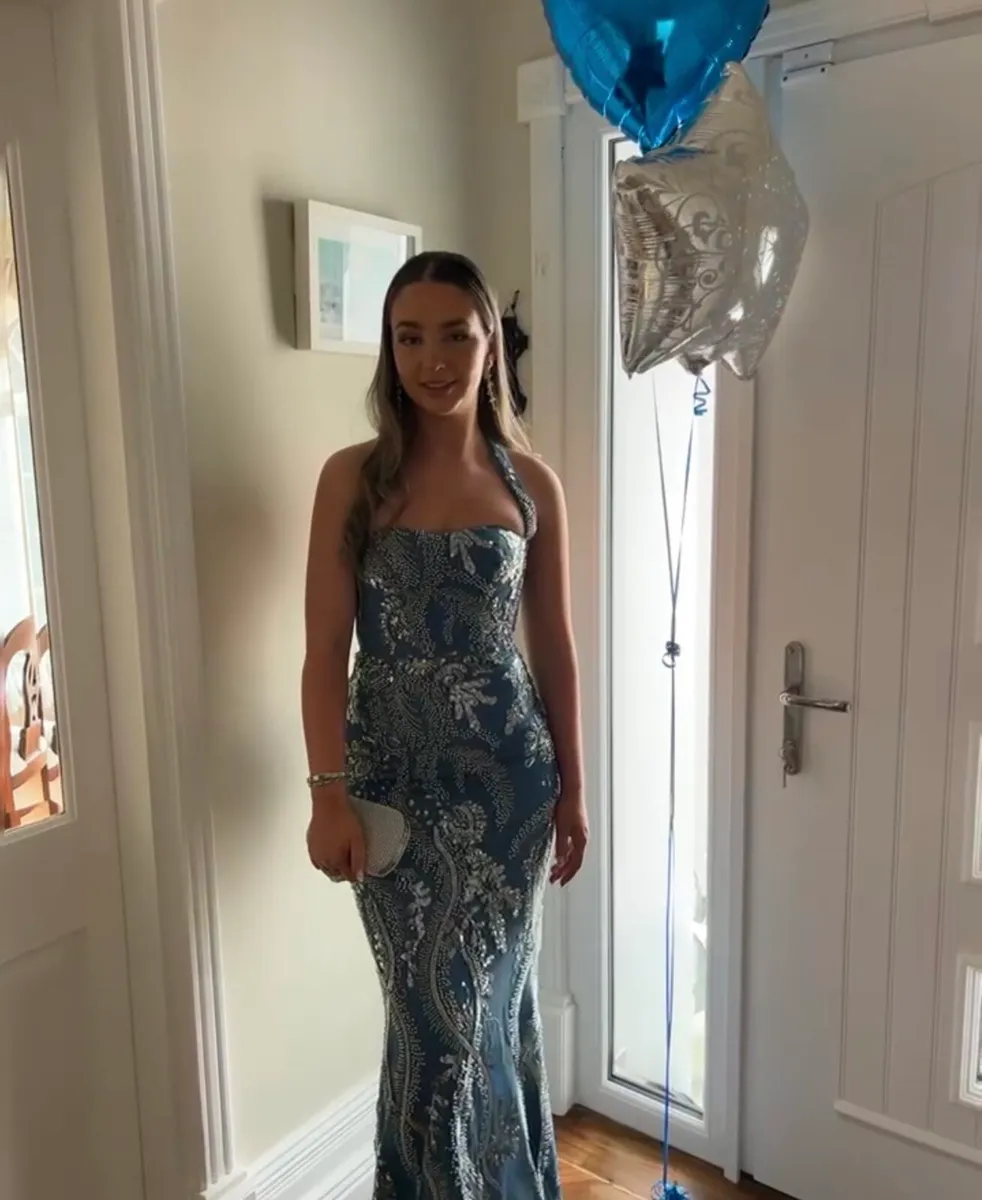 Debs dress - Image 3