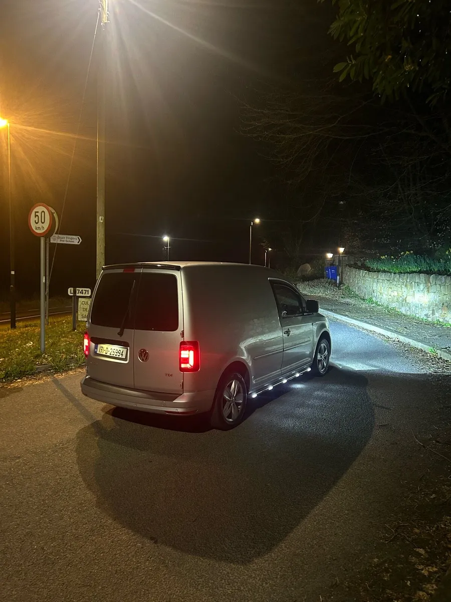 VW caddy high line 150 brake - Image 2