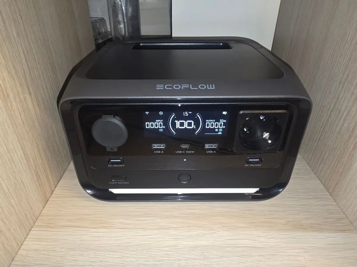 EcoFlow RIVER 3 Plus  Like New, Under 1 Year, 286Wh, Fast Charging - Image 2