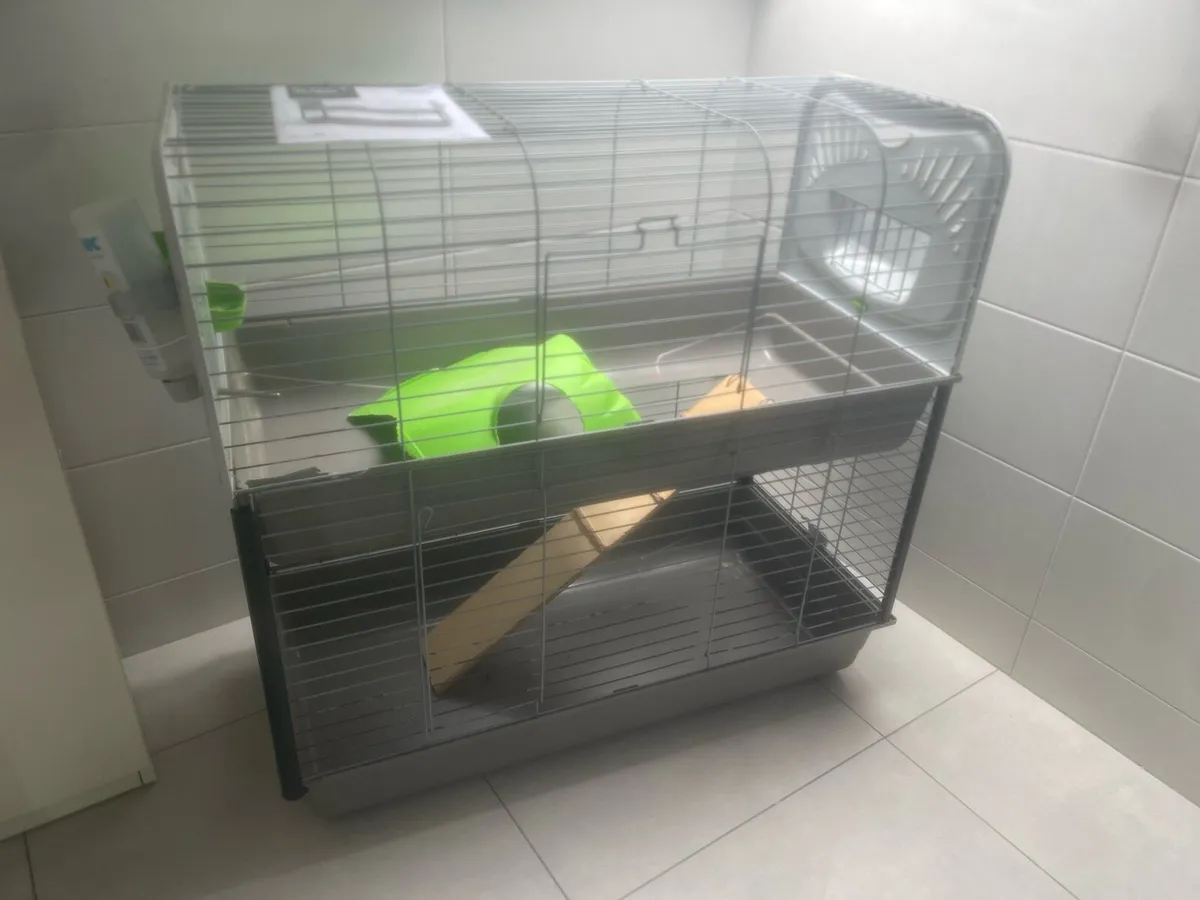 Savic Caeser 3 Double Rabbit Cage - Image 1