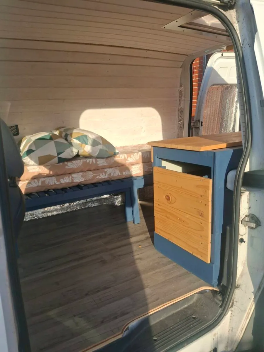 2011 Ford Transit Connect Day Van Camper - Image 3