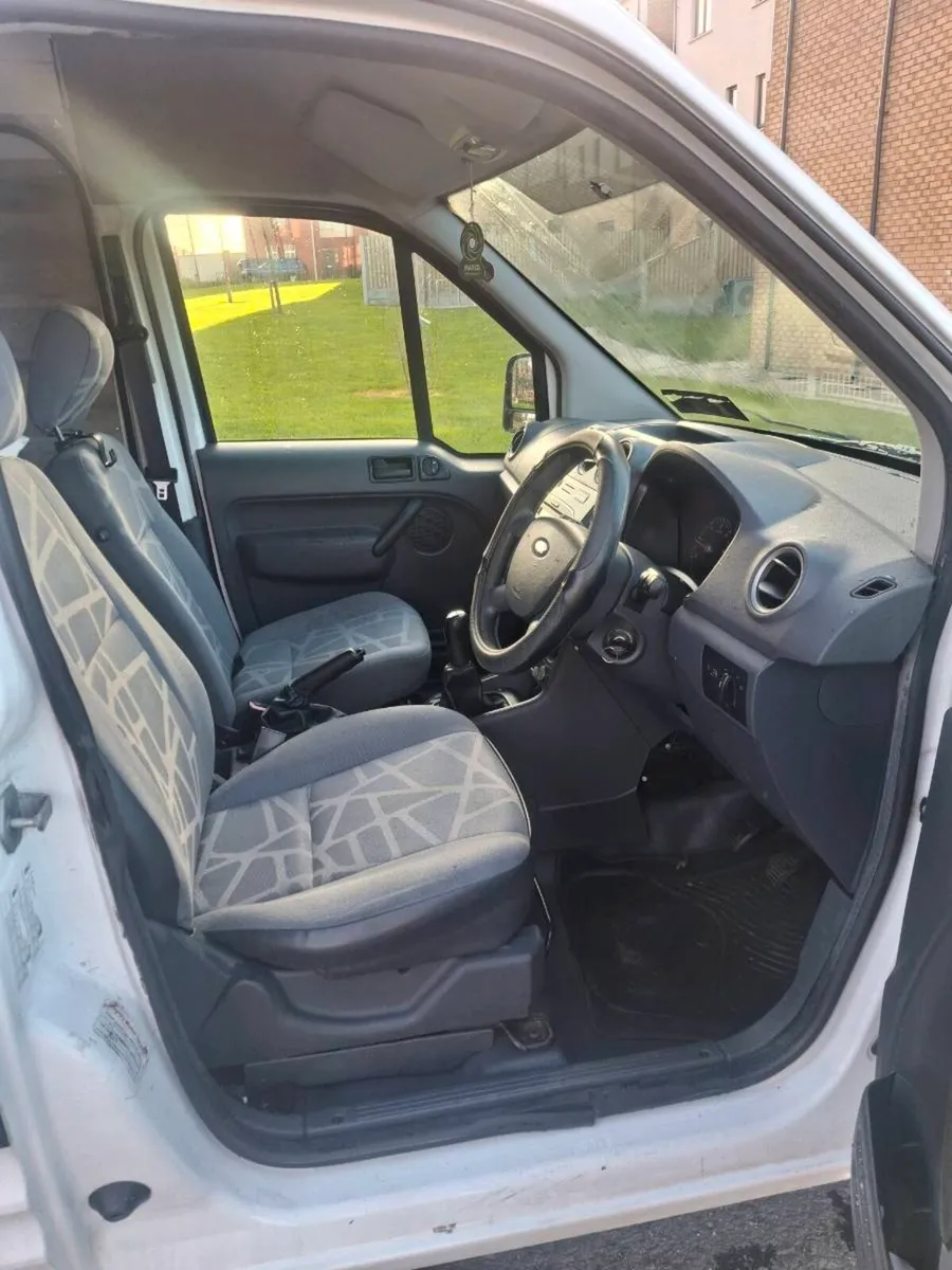 2011 Ford Transit Connect Day Van Camper - Image 4