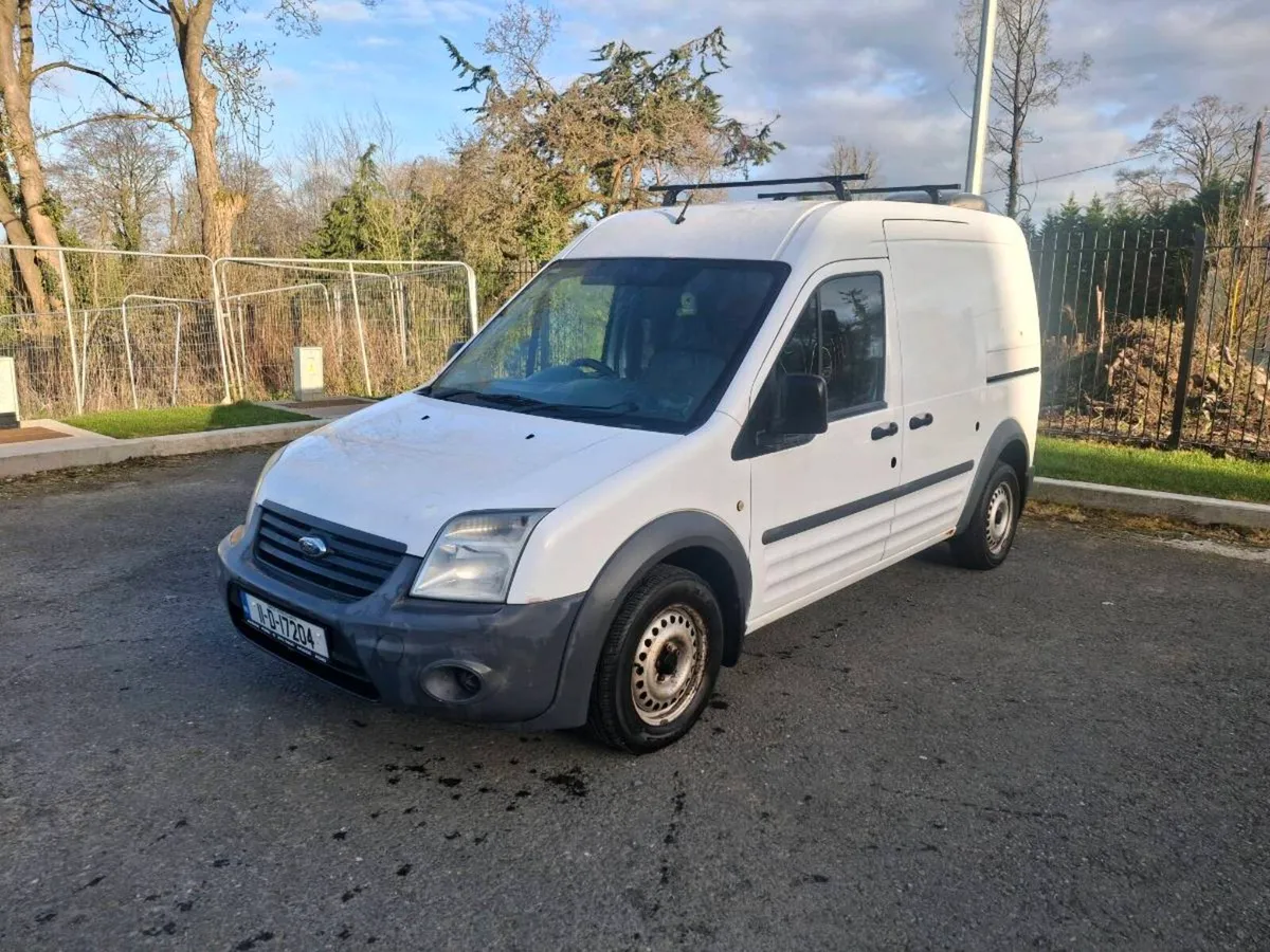 2011 Ford Transit Connect Day Van Camper - Image 2
