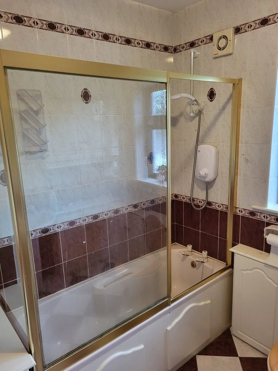 Shower enclosure - Image 3