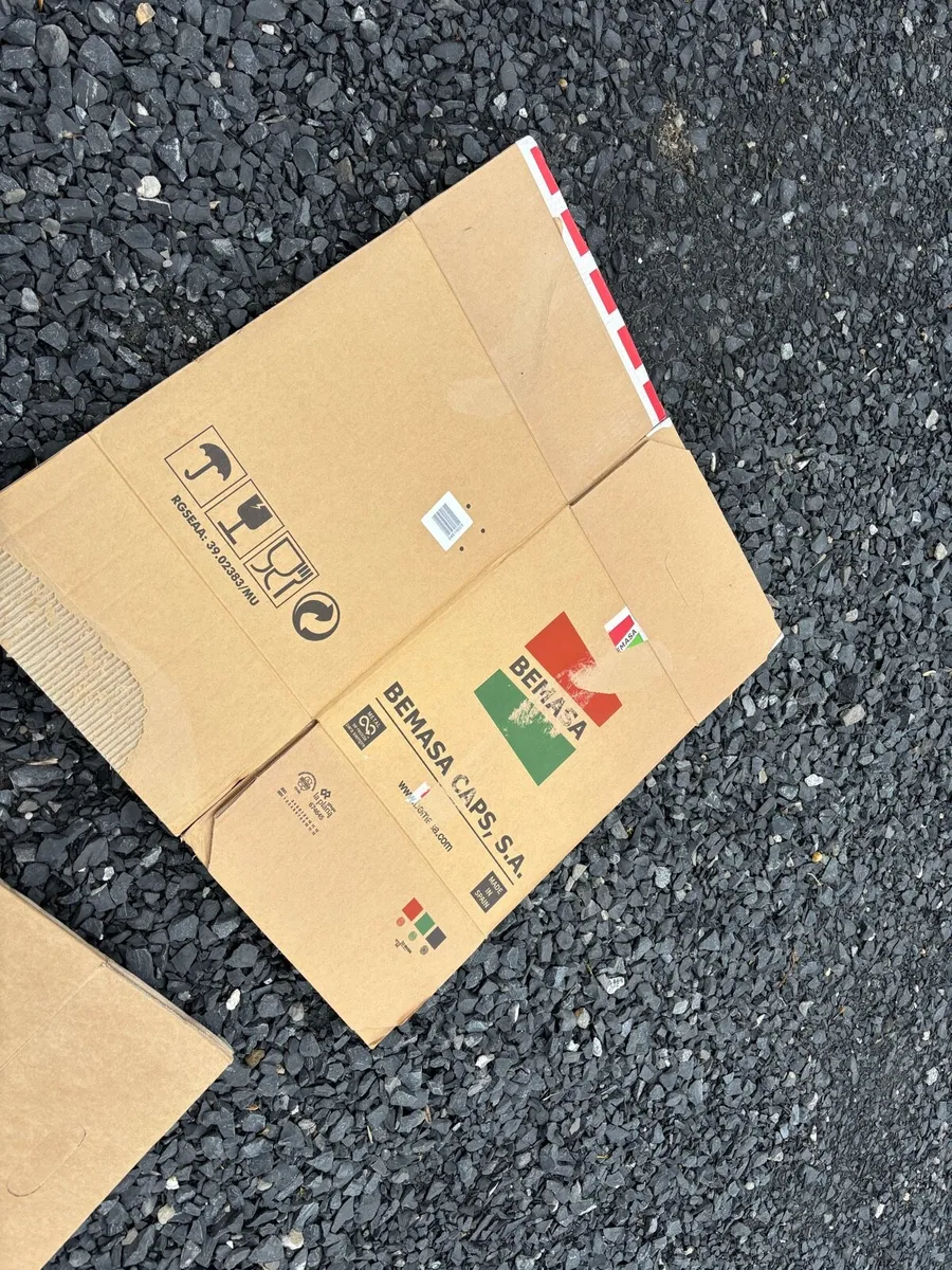 Moving boxes - Image 3