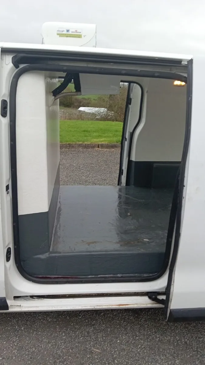 Fridge Van Toyota Proace 2019 - Image 4