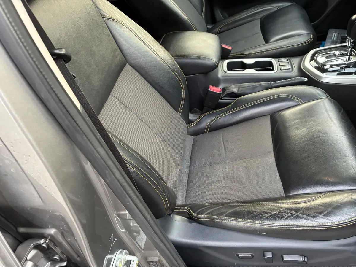 2020 Nissan Navara N guard - Image 4