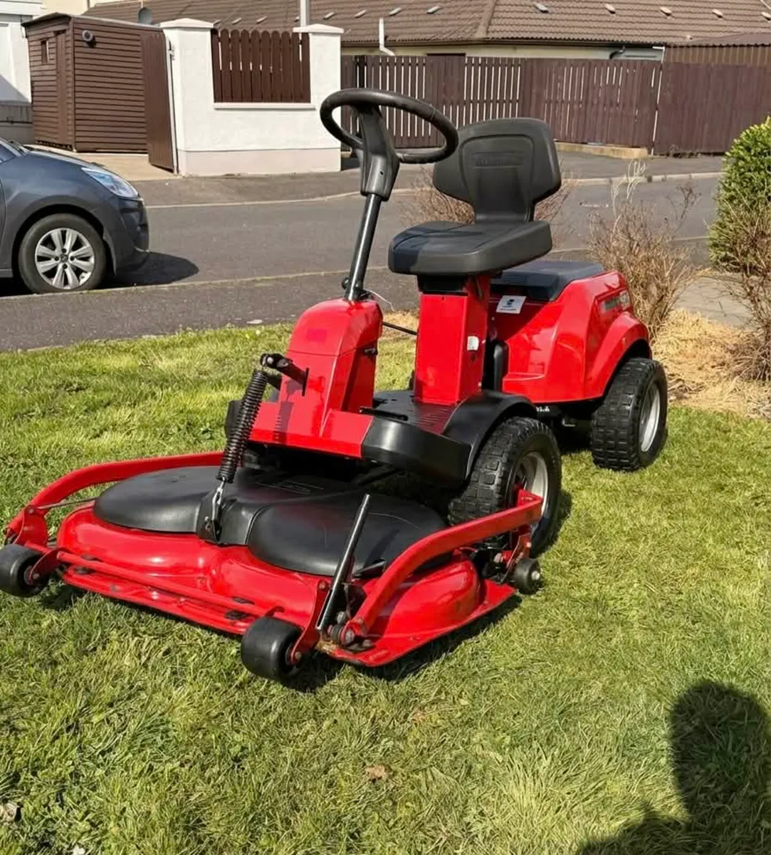 Ride on lawnmower - Image 4