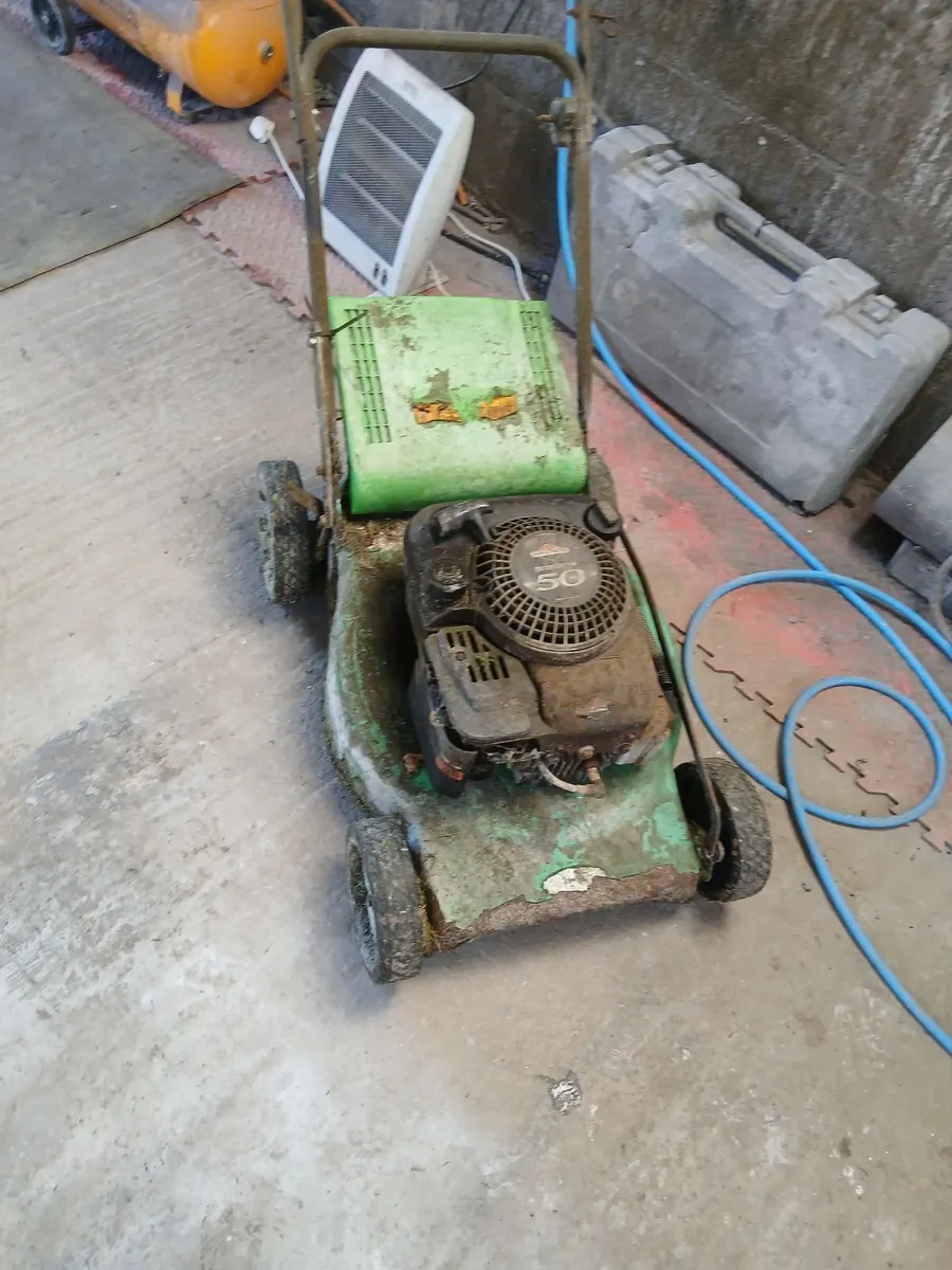 Lawnmower