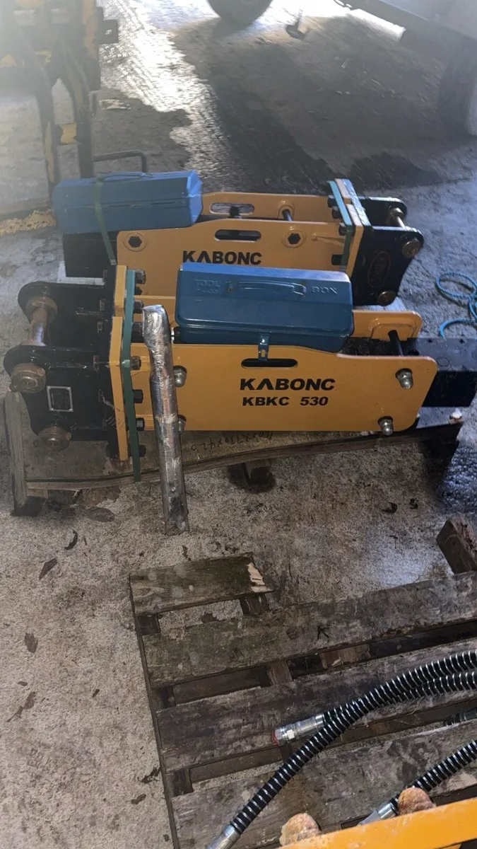 Rock breakers 2-3 ton - Image 2