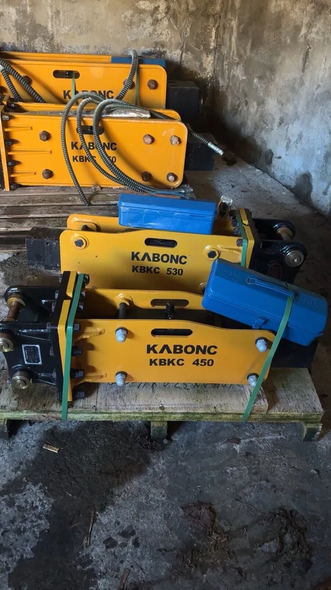 Rock breakers 2-3 ton - Image 1