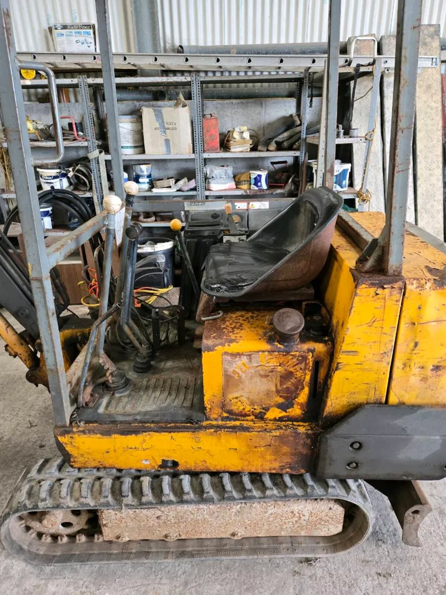 JCB Mini Digger - Image 3