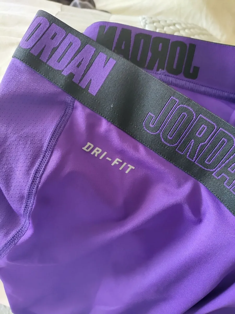 Jordan Flight 3/4 leggings L New - Image 3