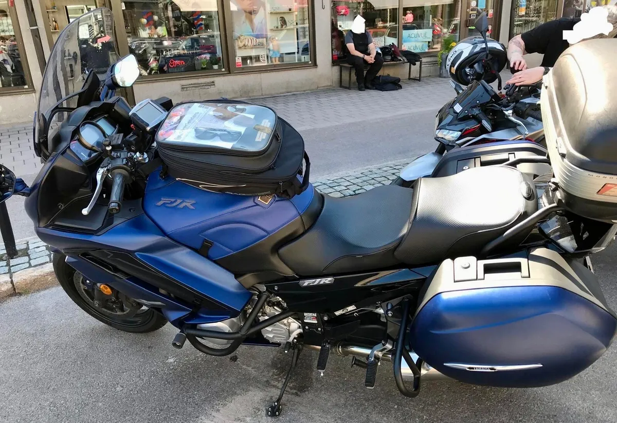 YAMAHA FJR1300 ES 2019 - Image 2
