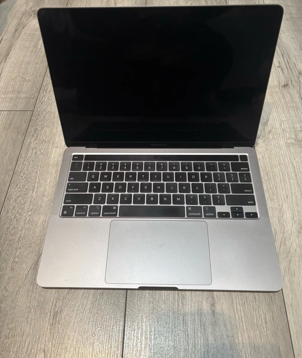 Macbook Pro - Image 2