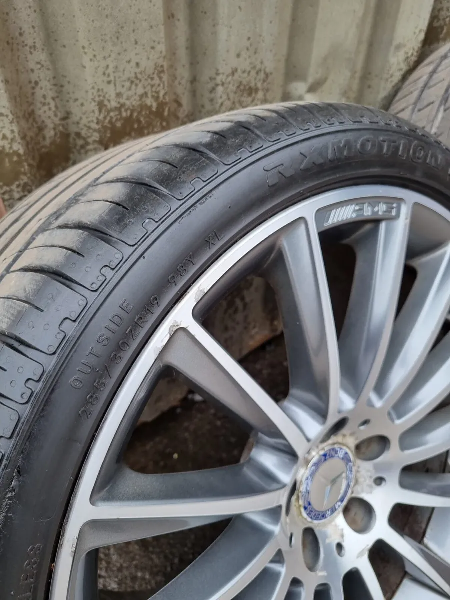 Mercedes-Benz E-CLASS AND C-CLASS ALLOYS 2SETS - Image 1