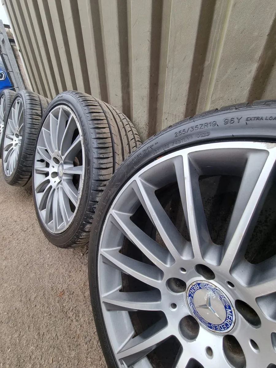 Mercedes-Benz E-CLASS AND C-CLASS ALLOYS 2SETS - Image 2