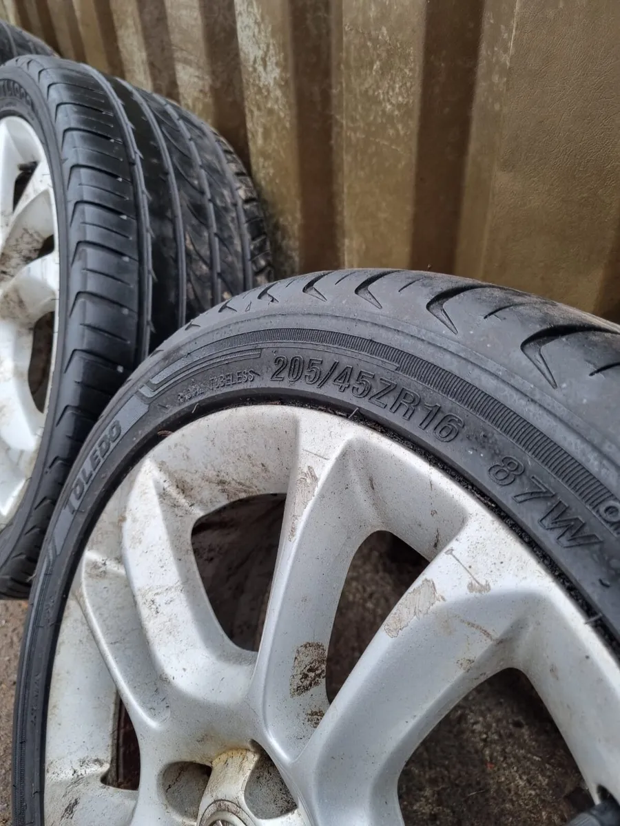 Opel Corsa alloys 2011 Nissan Qashqai Alloy - Image 3