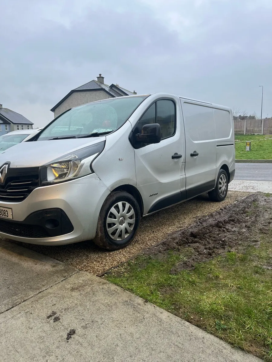 Renault trafic SWB - Image 1