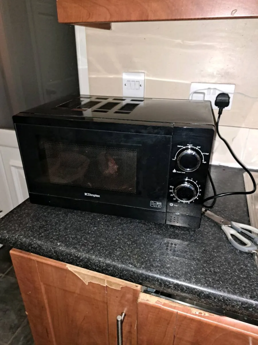 Dimplex  microwave - Image 1