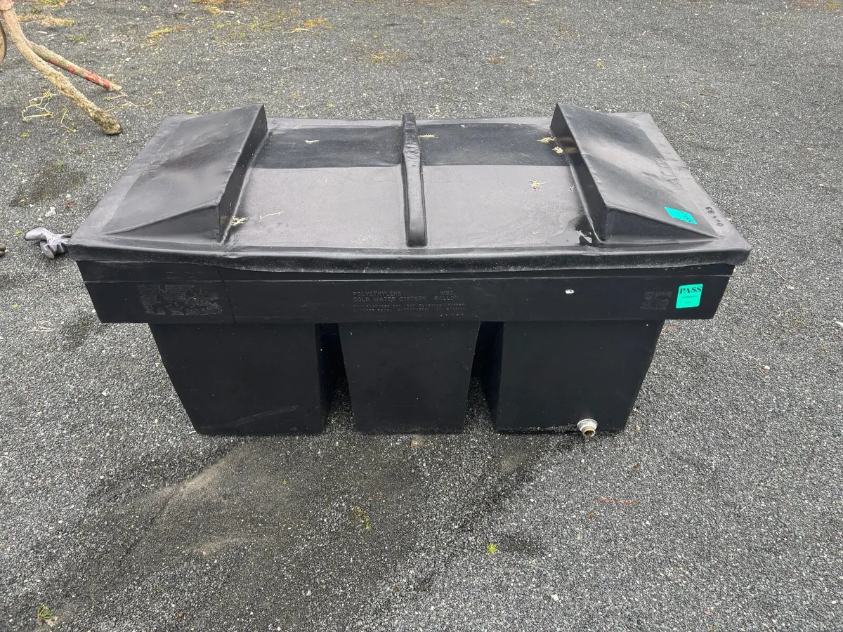 water tank - Image 1