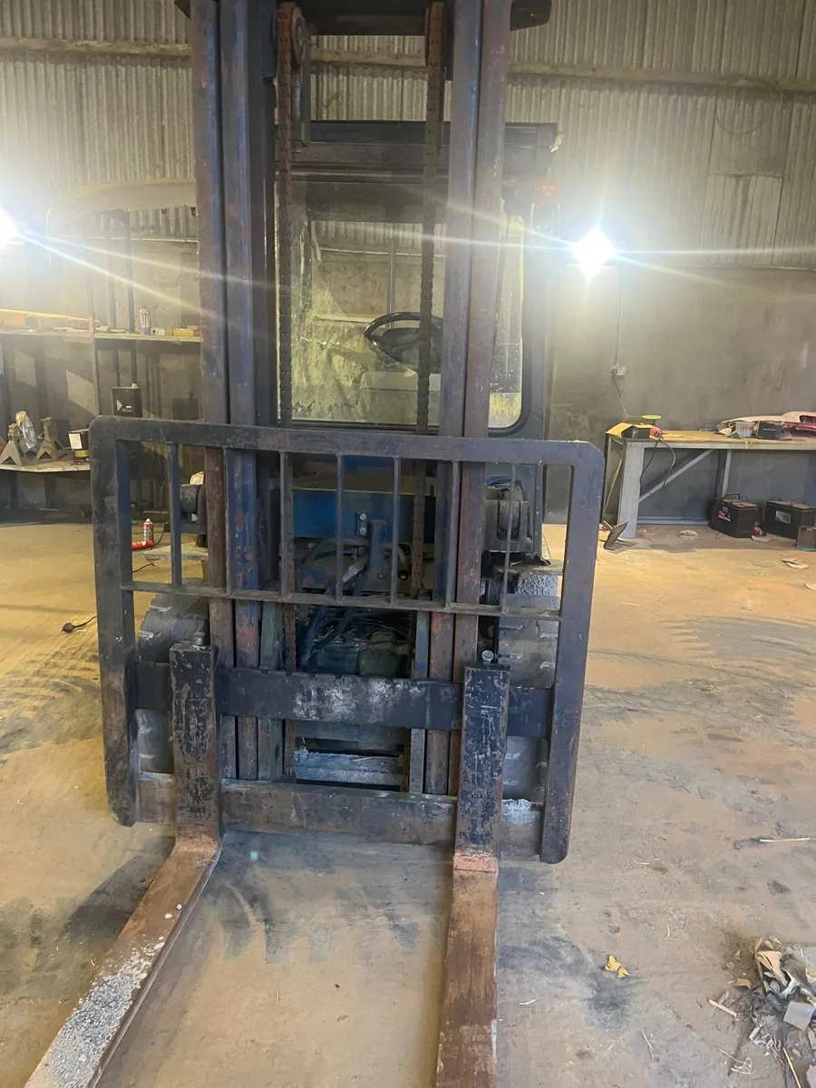 Komatsu 3.5 ton forklift - Image 3