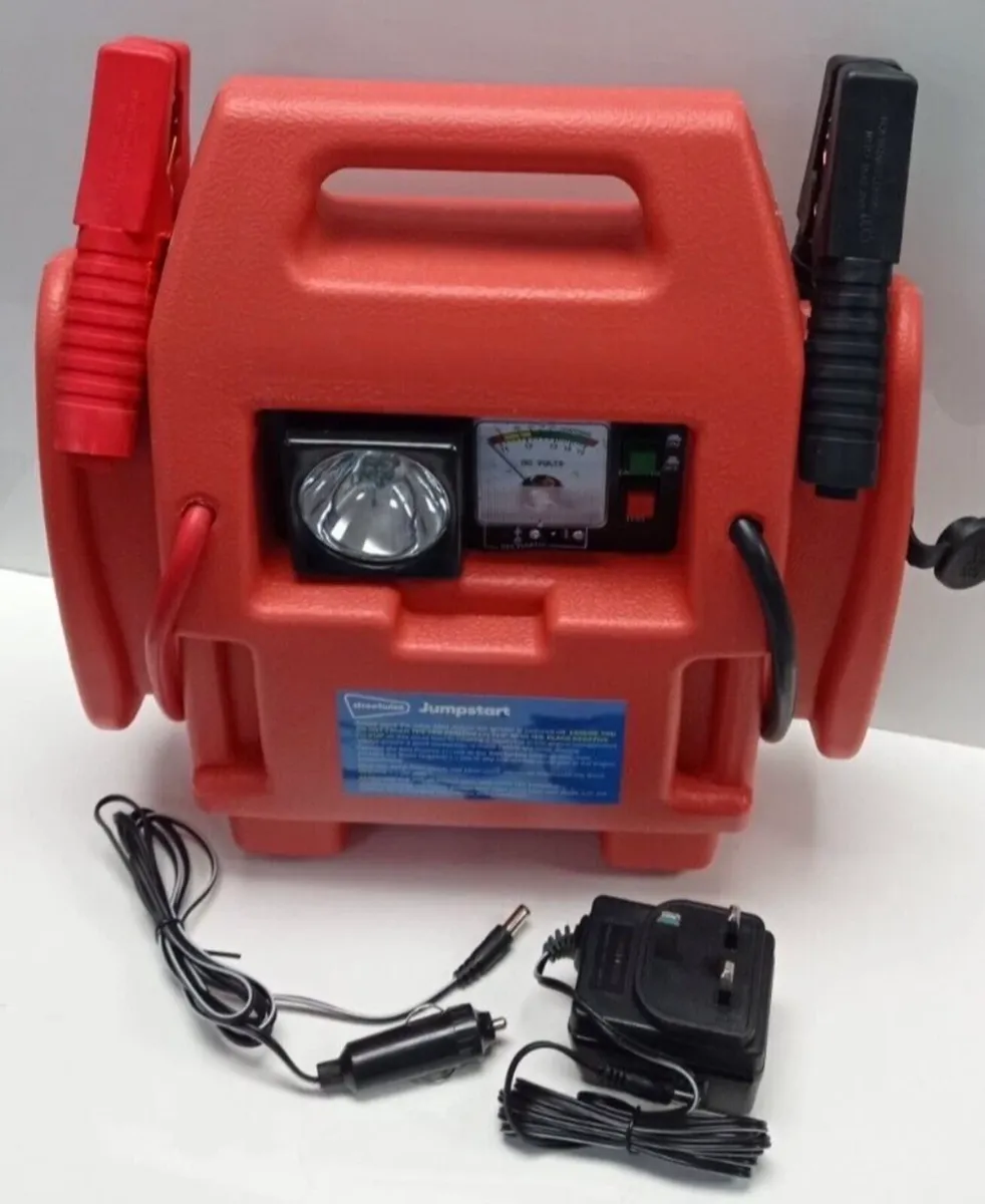 NEW Portable Car Battery Jump Starter 12v 900Amp - Image 1