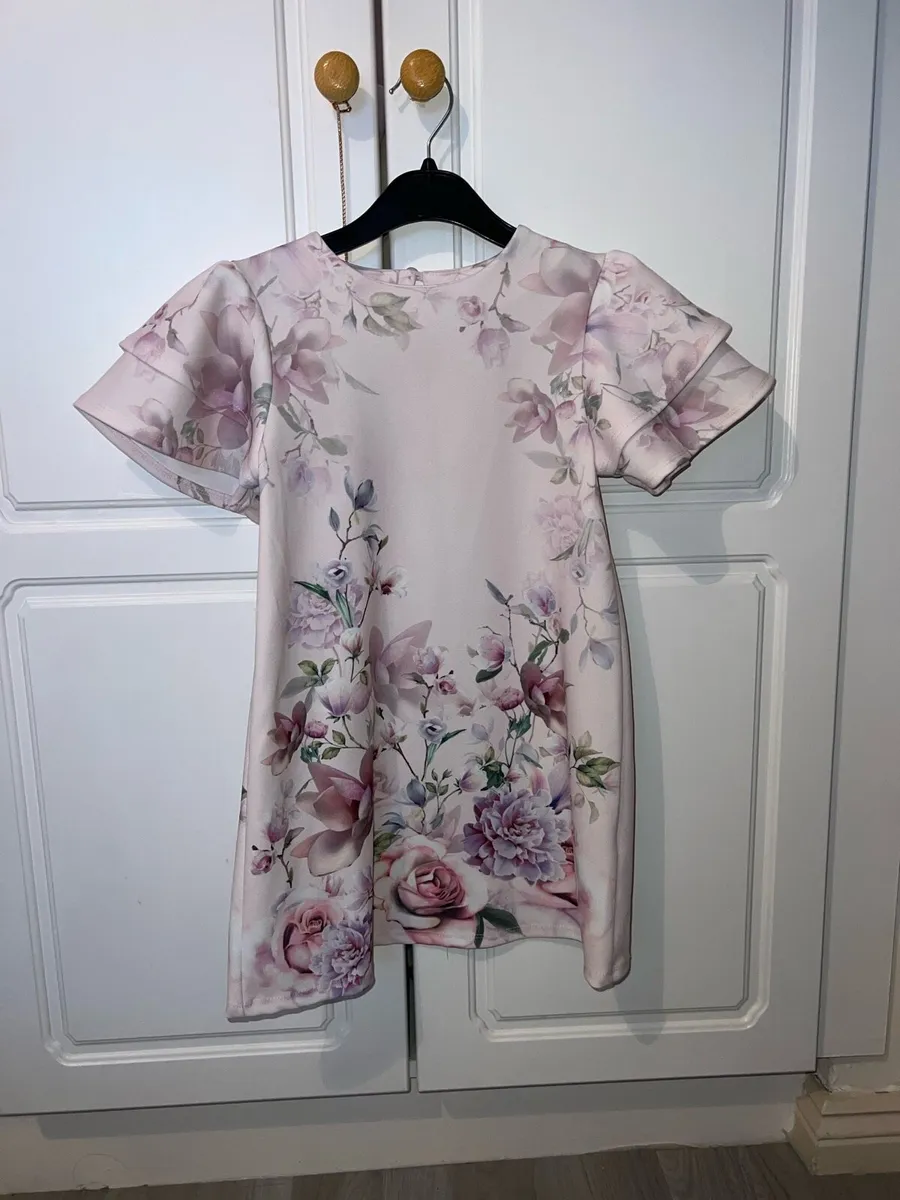 Girls formal dress - Image 1